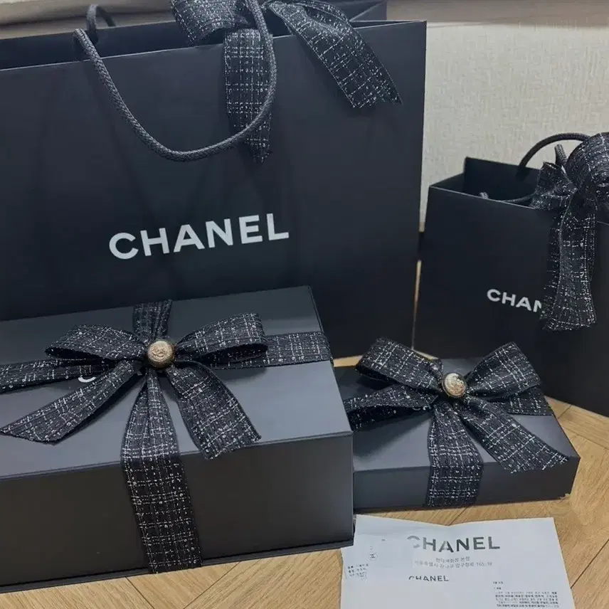 샤넬 클래식 캐비어 블랙 미디움 사진 6