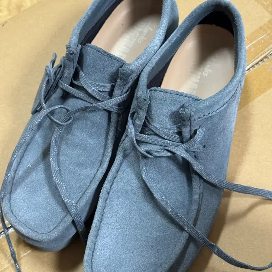 클락스 왈라비 gtx 블루그레이