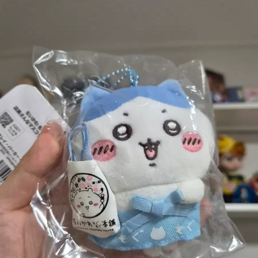 치이카와 모구모구혼포 하치와레 점원