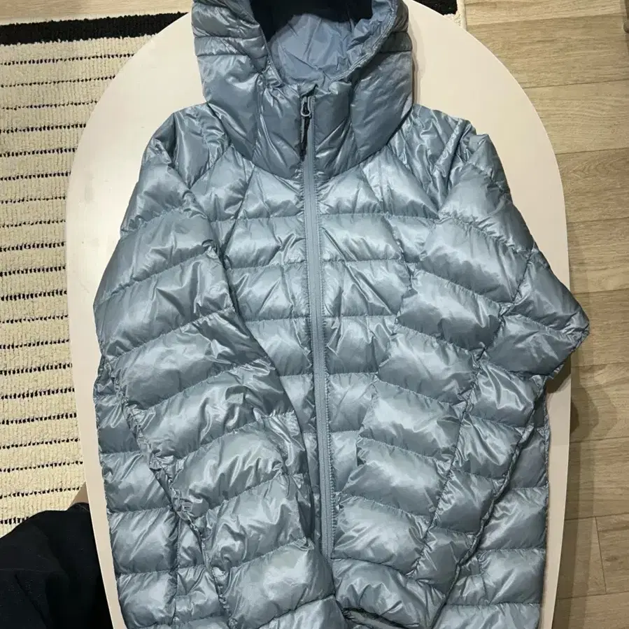 무탠다드 경량패딩 라이트블루 S