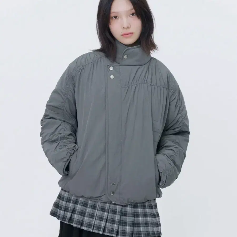 차콜->검정 교환구해요 [송이송이x미세키서울]Diagonal shirring padded jacket CHARCOAL