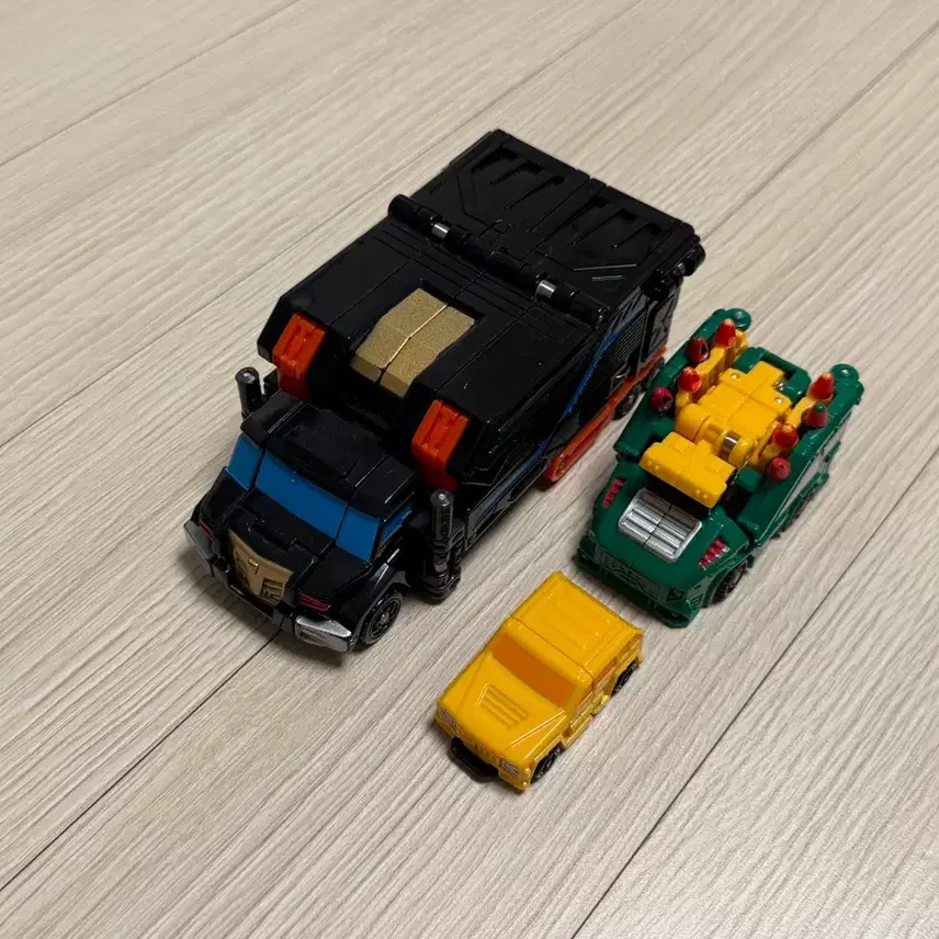 ハローカーボットバンサンランバン