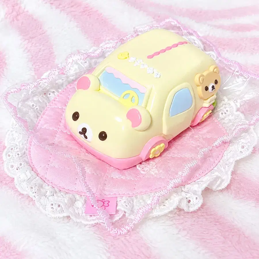 코리락쿠마 자동차 말랑이