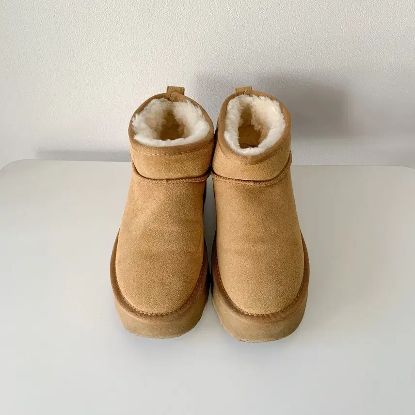 [230]UGG UGGオーストラリアのシェパード防寒ブーツ
