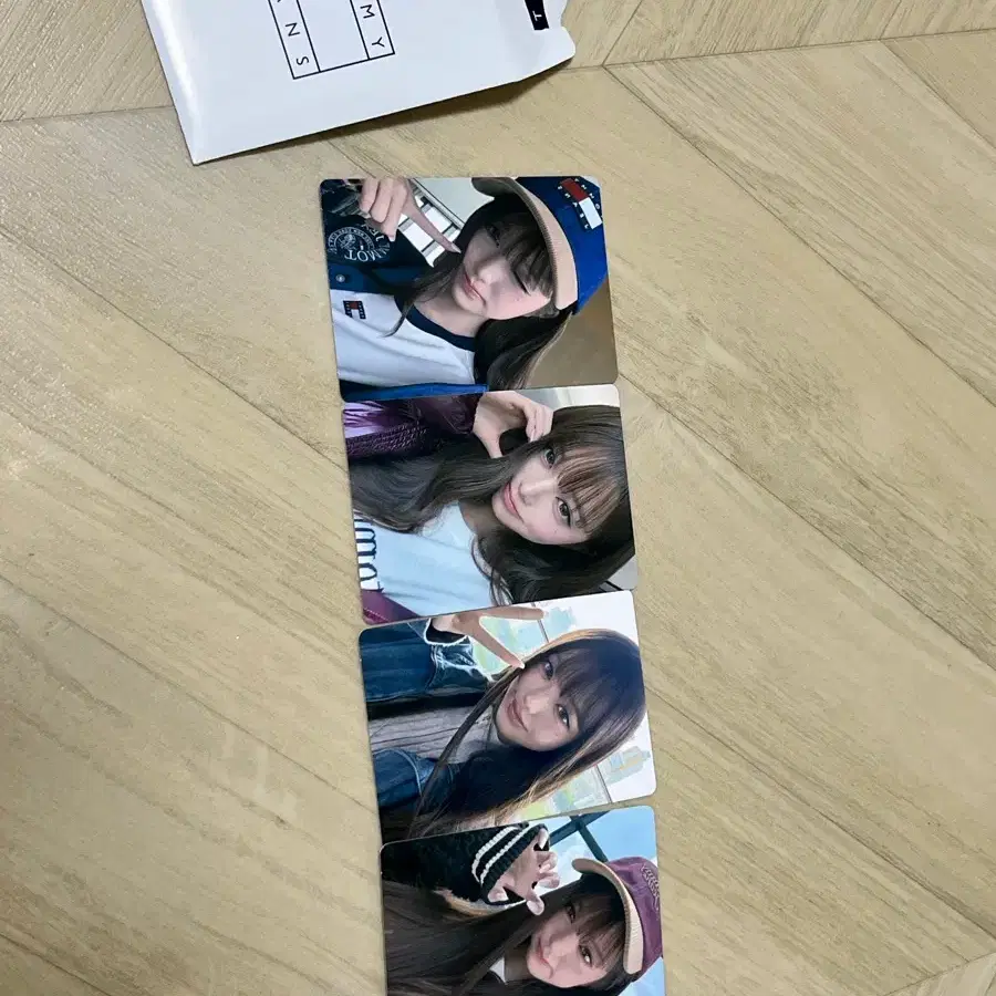 타미진스 장원영 포카