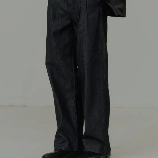 포트너스 투턱 와이드 데님 팬츠