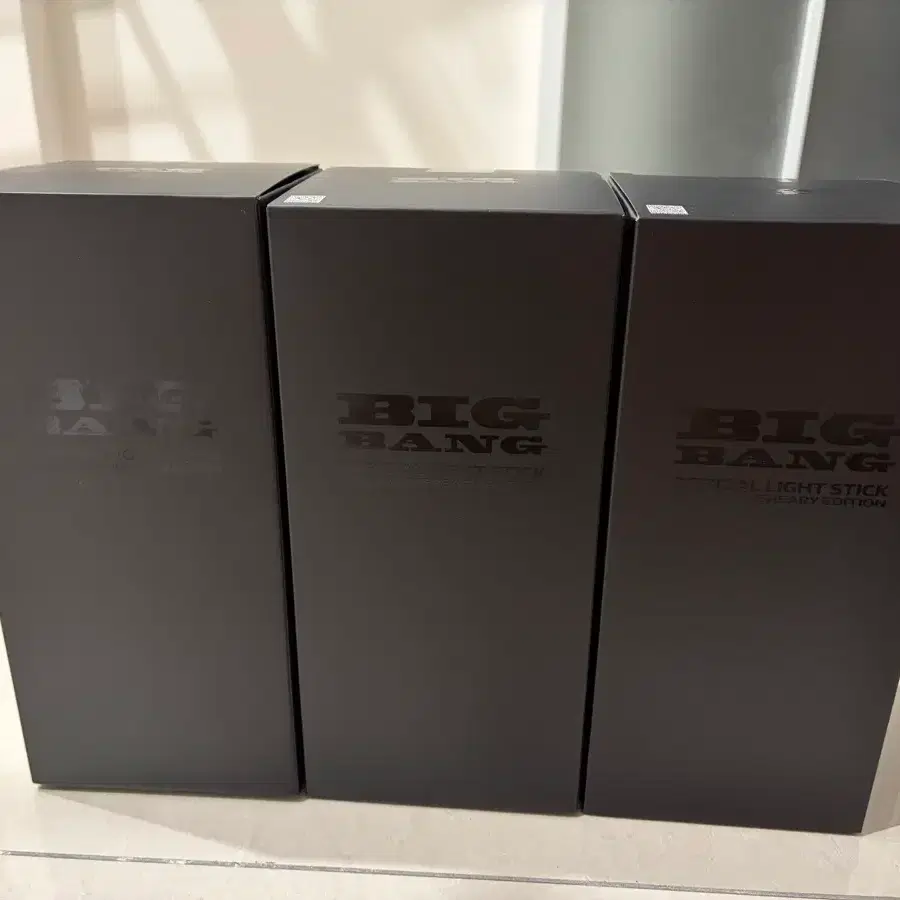(미개봉) 20주년 빅뱅 응원봉 3개 + GD 맥도날드 굿즈