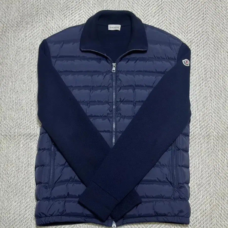 (새상품) 몽클레어 니트패딩 XL size