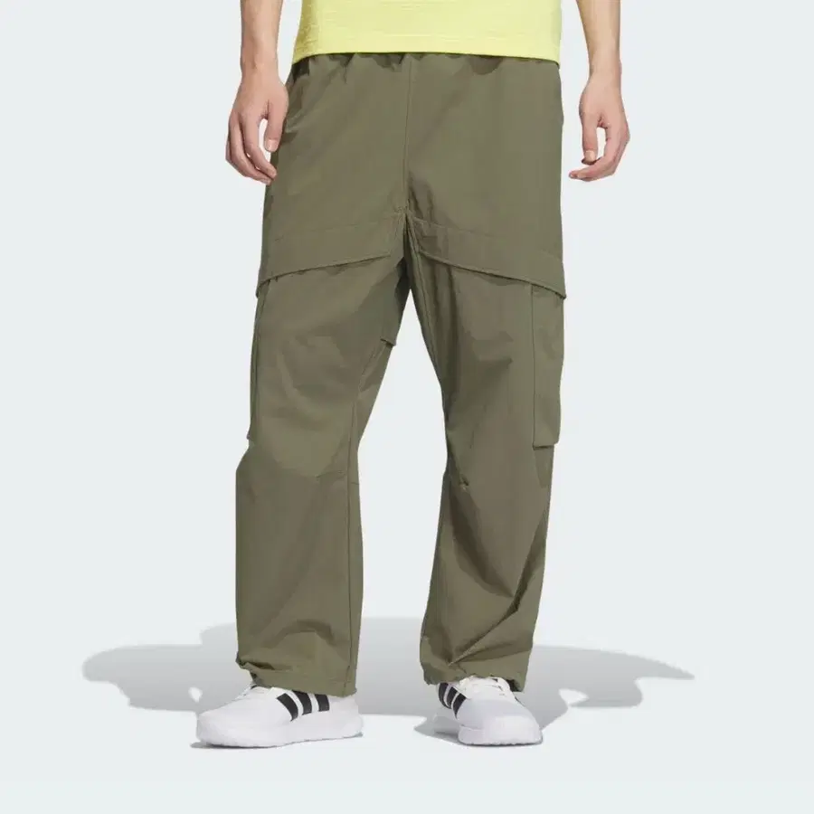 아디다스(ADIDAS) 시티 이스케이프 루즈 핏 스트레치 우븐 카고 팬츠 JM2054 3XL