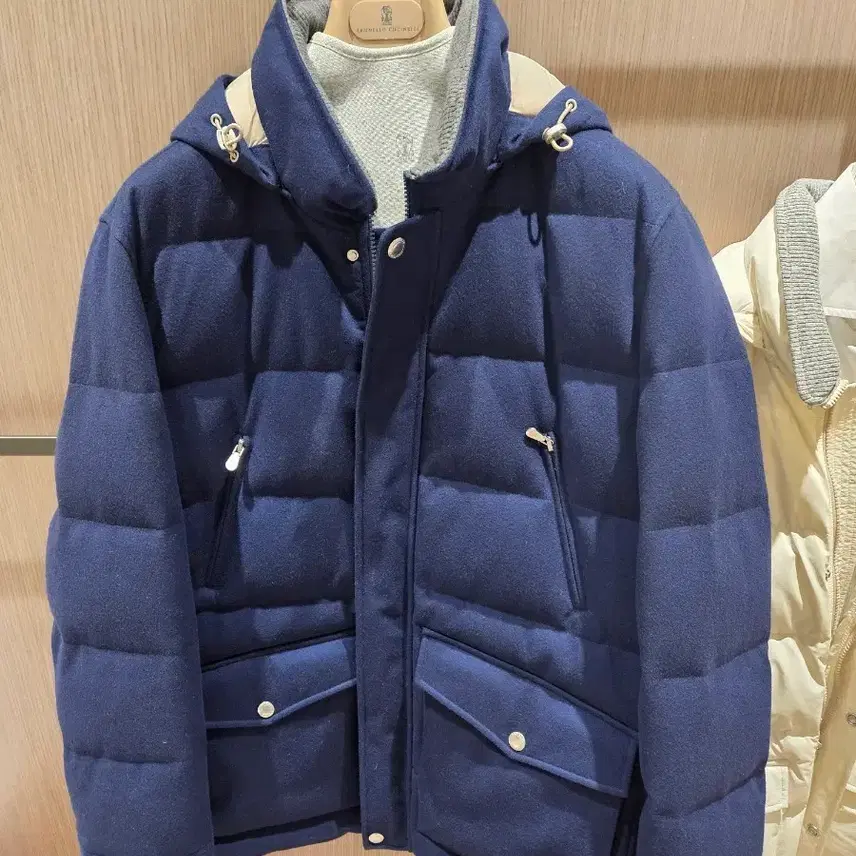 브루넬로쿠치넬리 구스다운 롱패딩 사진 1