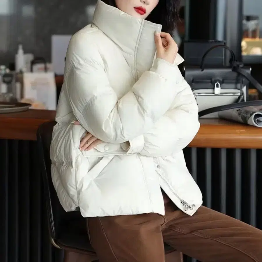 아이보리 하이넥 숏 패딩.새상품