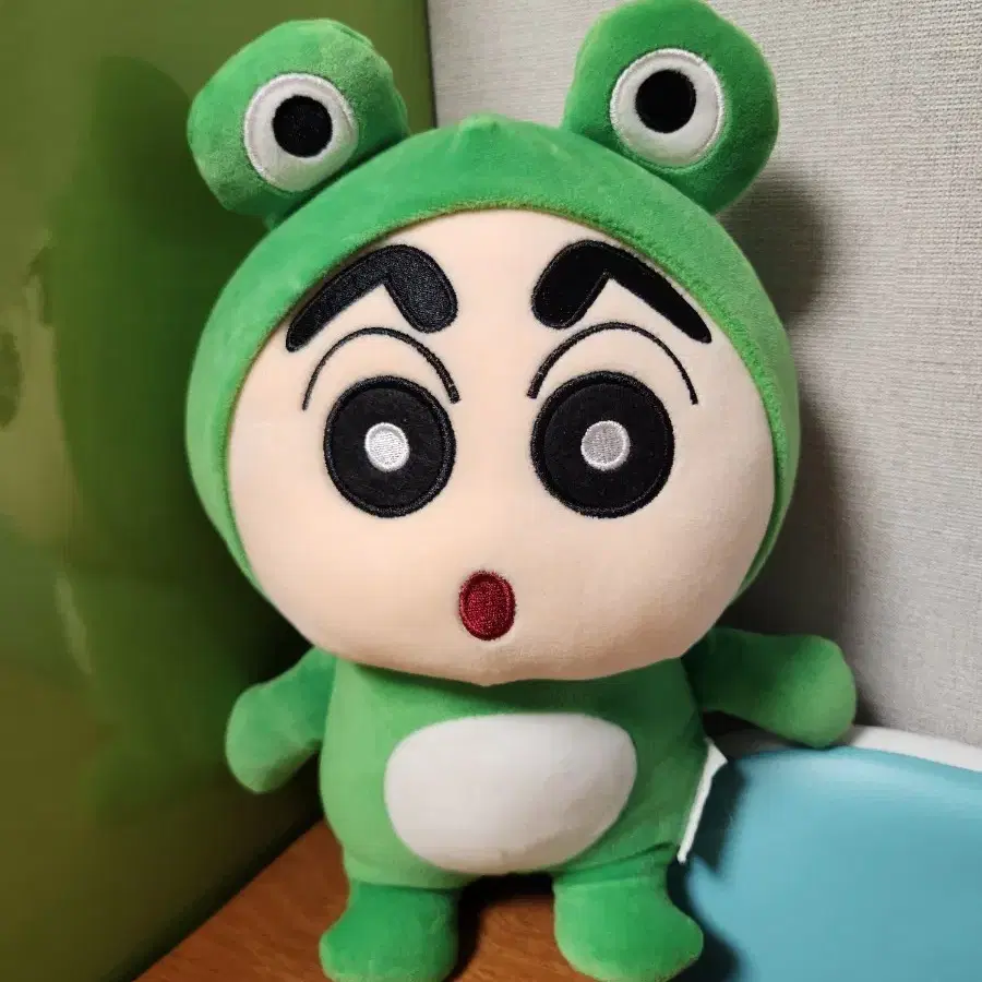 짱구는못말려 개구리옷 짱구 중형인형 30cm