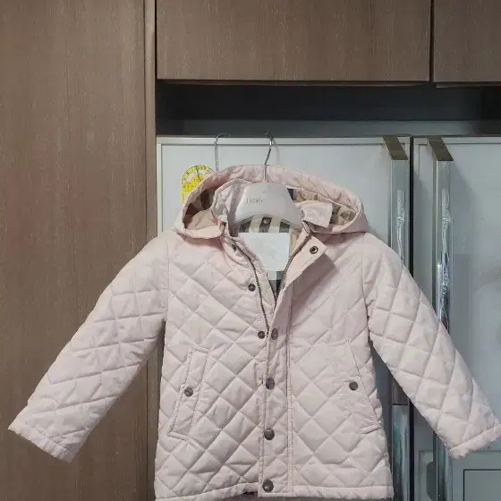 버버리 키즈 퀼팅 후드자켓 3Y