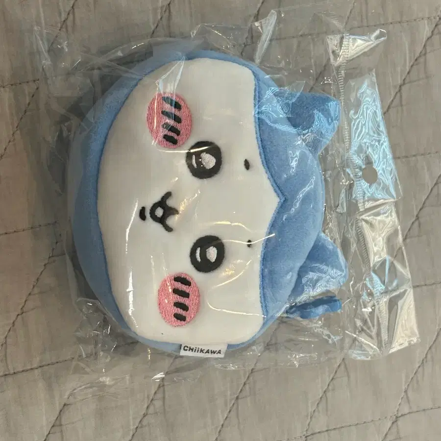 cgv 하치와레 파우치