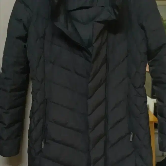 여성의류 마이클 코어스 경량 패딩 점퍼 s