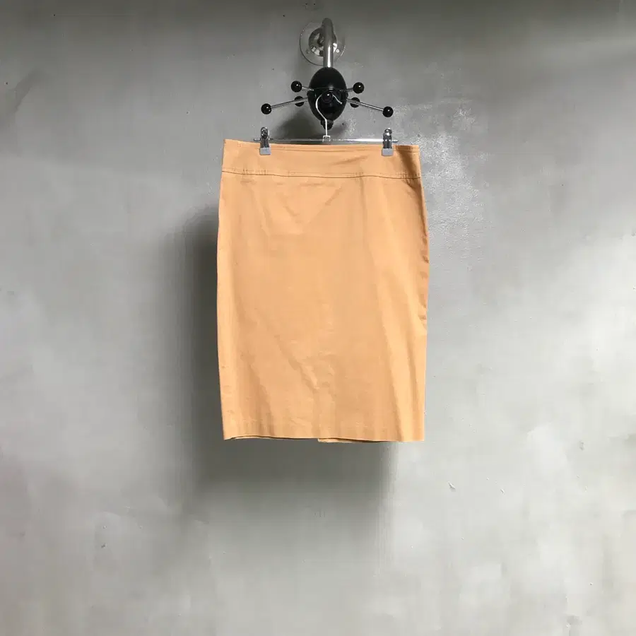 돌체앤가바나 베이지 스커트 34(W)