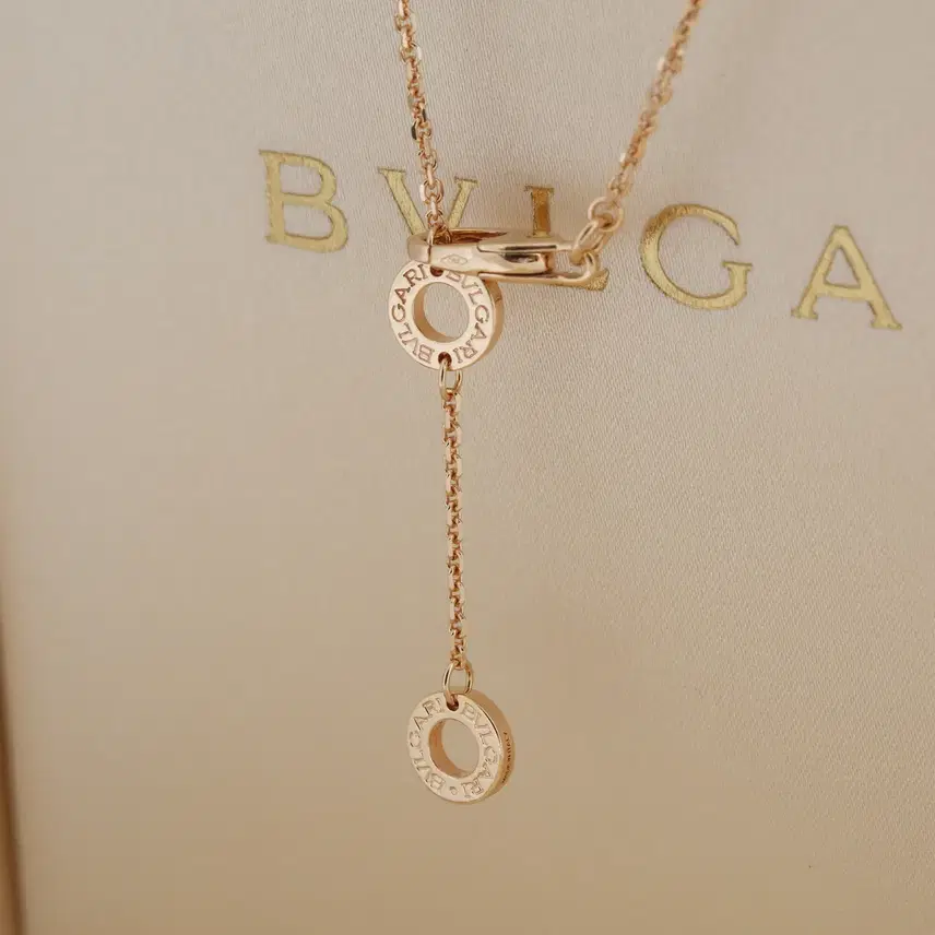 불가리 디바스 드림 네크리스. 18K 로즈 골드 소재에 마더오브펄과 다이아몬드 세팅 - REF NO.359986 사진 3