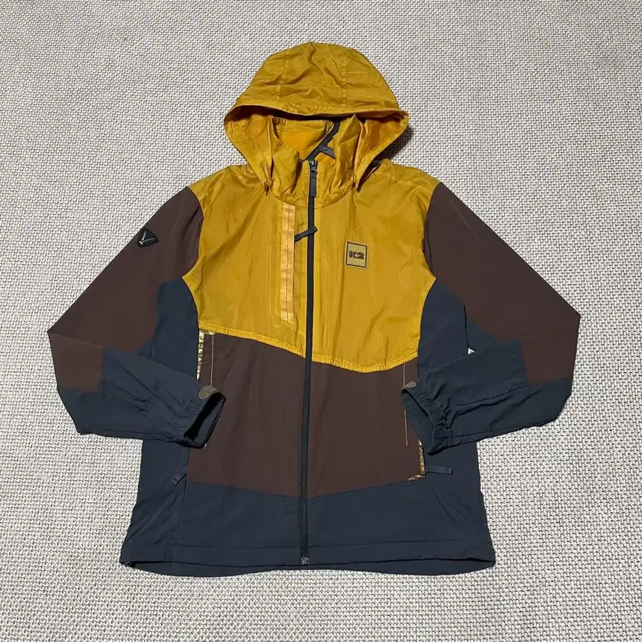 L K2 아쿠아벤트 바람막이  A1027