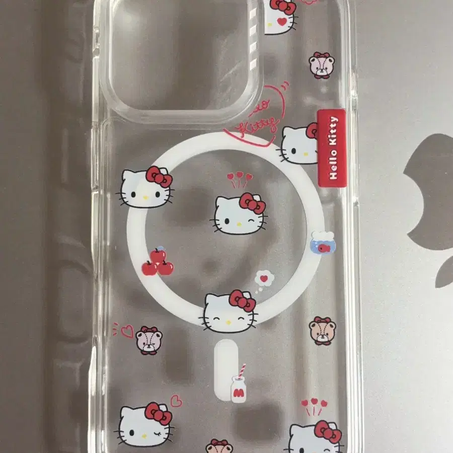 헬로키티 케이스 16pro