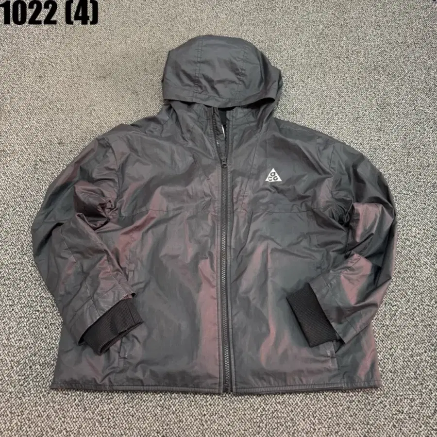 나이키 ACG 바람막이 자켓 블랙
