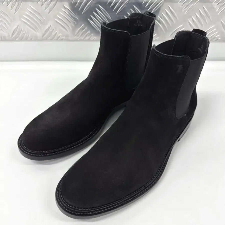 토즈 TOD'S 스웨이드 첼시 부츠 UK 7.5 블랙