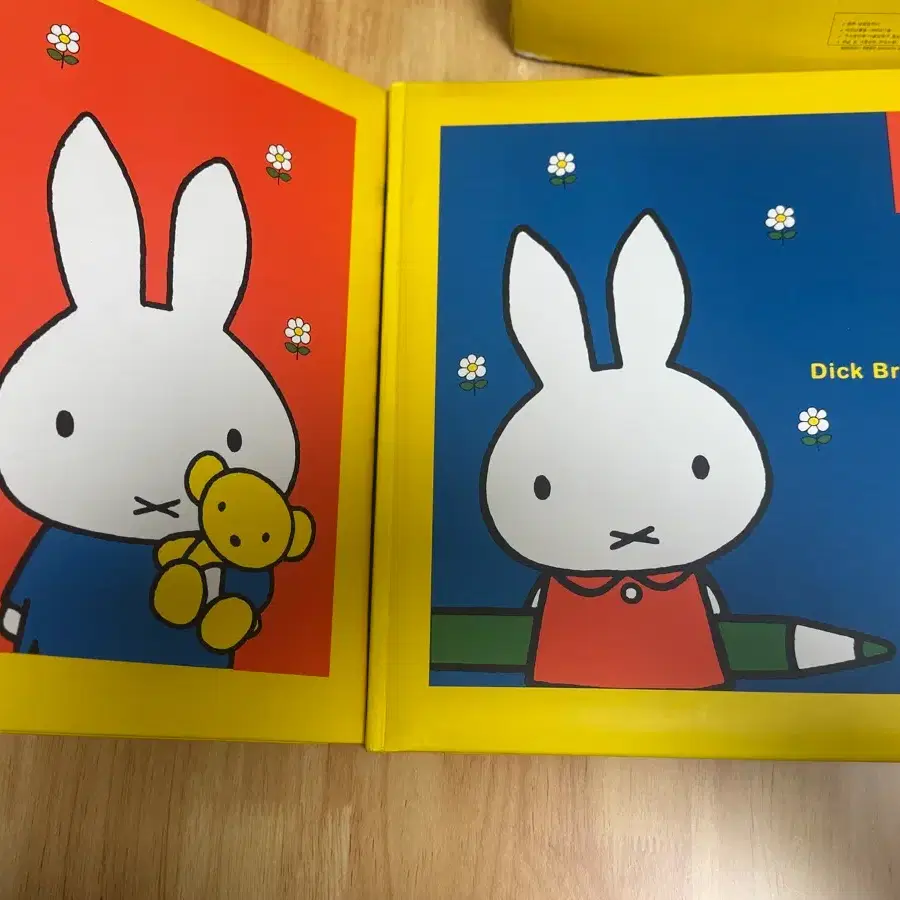 고전템) 딕 브루나 miffy 미피 그림책 점착식 앨범 새상품