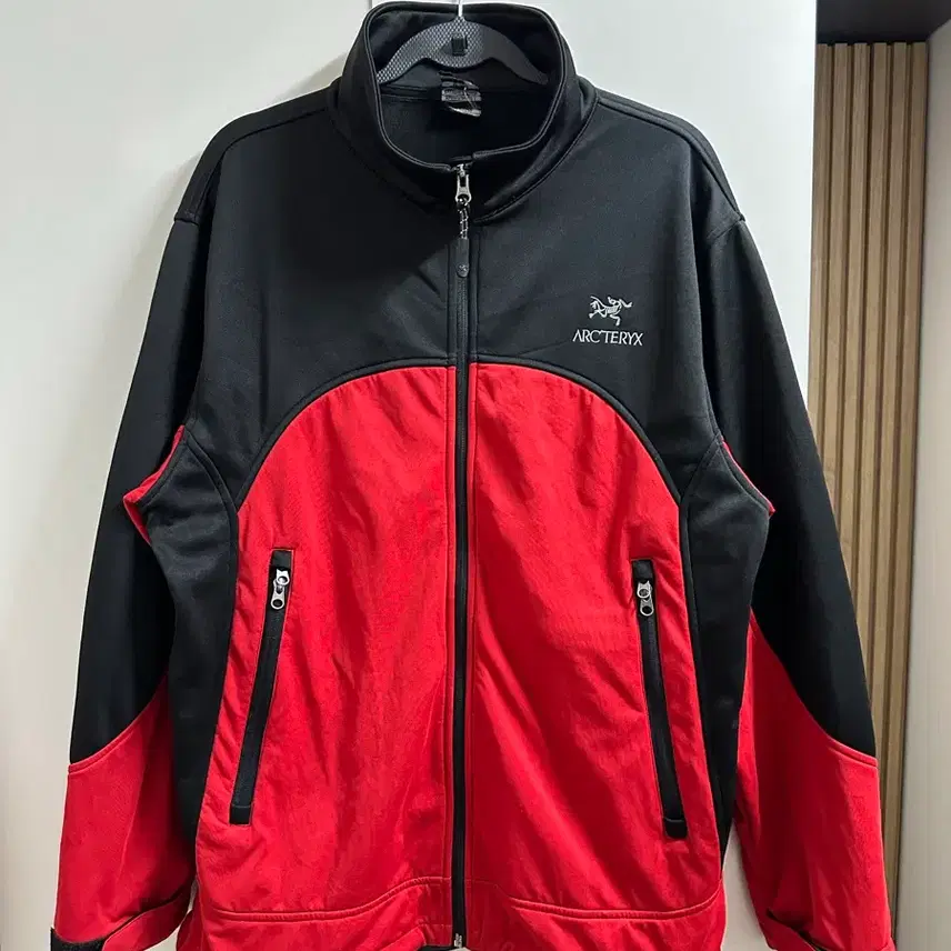 アークテリクス ソフトシェルジャケットARC'TERYX