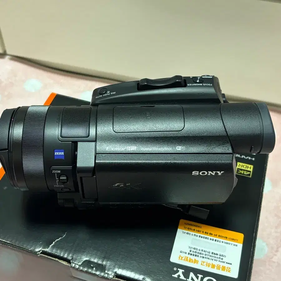 소니 4K HDR-AX700 캠코더