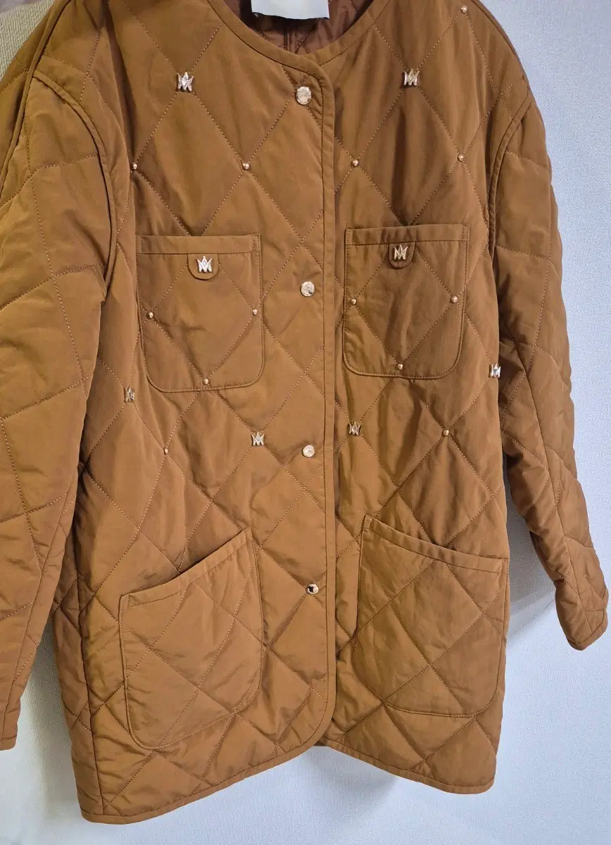 Handsome O'2nd jacket camel color new product 55 size