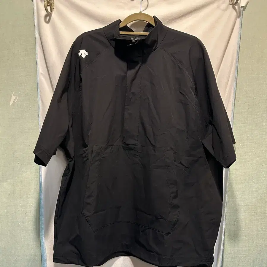 105) DESCENTE 데상트 경량 스탠드넥 반팔 아노락 바람막이 자켓