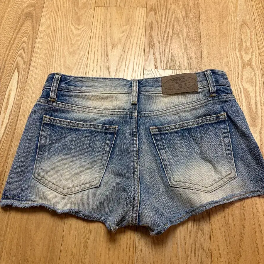 보헤미안서울 데님 숏팬츠 반바지
