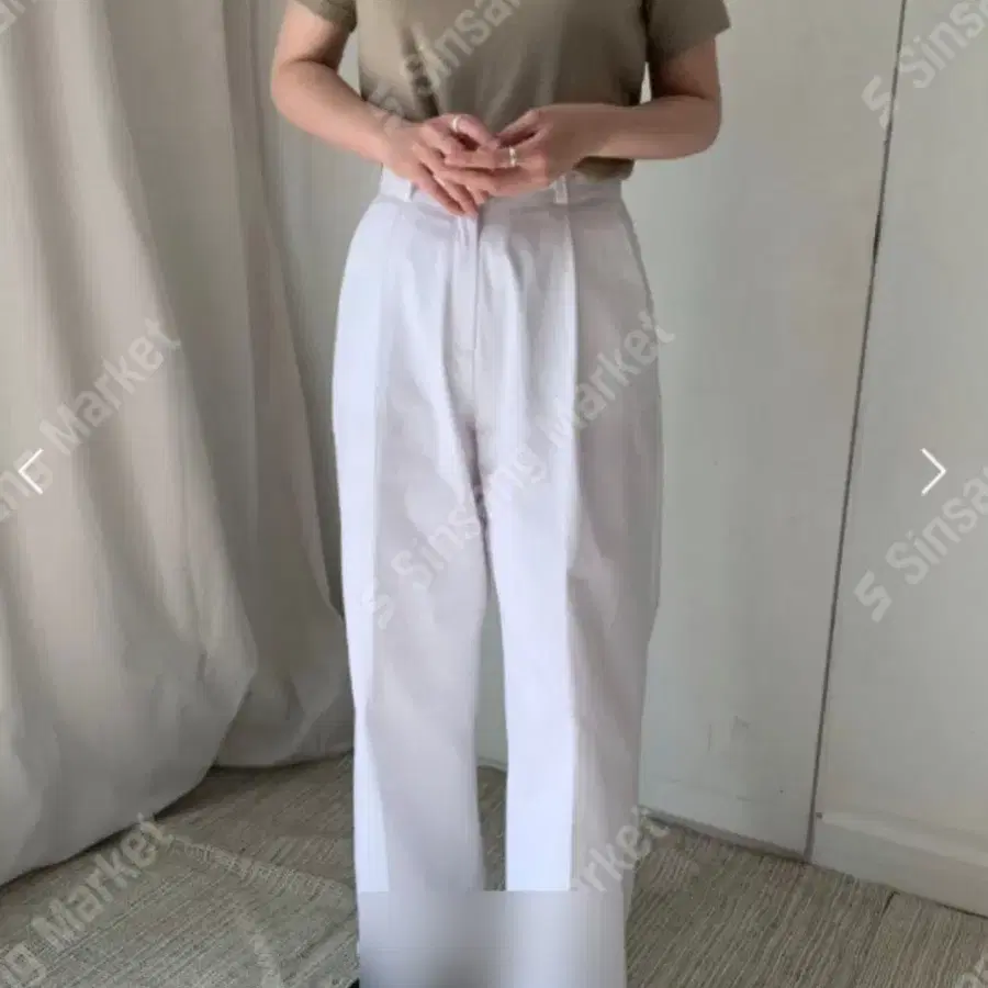 [새상품] 톡톡한 코튼 원턱 일자 와이드 슬랙스
