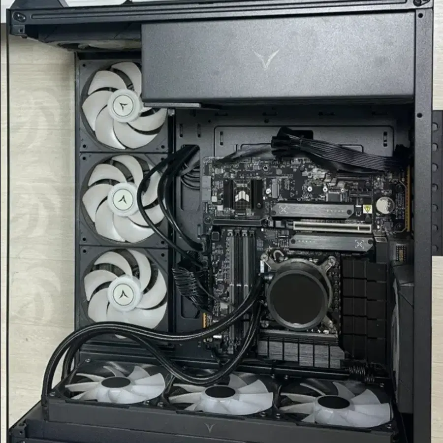 싹쓸)FSP atx3.1 750W 골드/앱코 RGB A7R-120 4개/앱코 킬러웨일 미들타워 케이스 세트,  셋