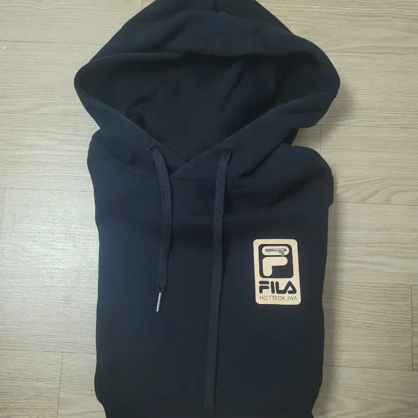 ウィラ fila パーカー Tシャツ
