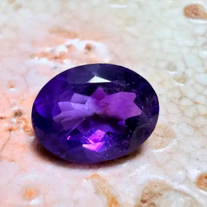 No.6375 천연 고퀄 브라질 자수정 다이야몬드커팅4.66ct