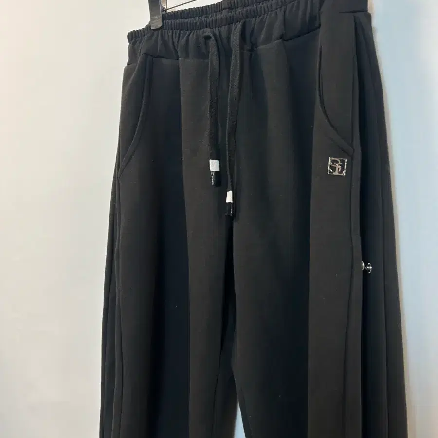 St.lu 사이드버튼 트레이닝 바지 OS H660