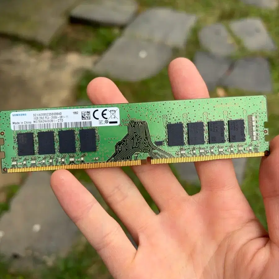 삼성 DDR4 16GB PC4-2865 2311 RAM