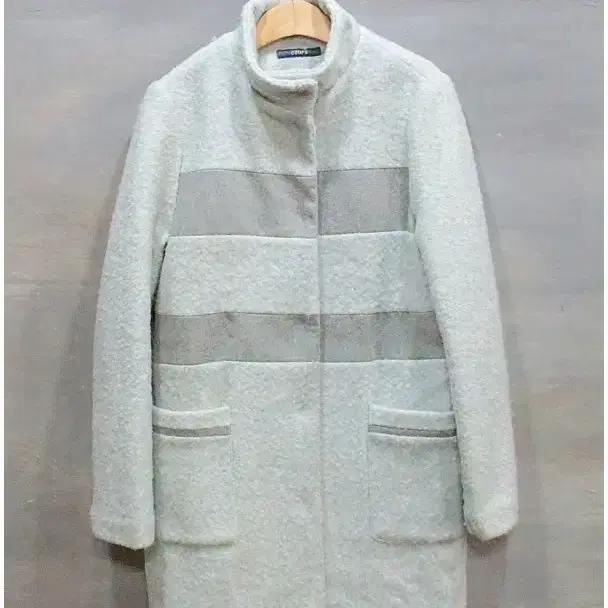 [55] 꾸즈 안감누빔 멜란지 울 하이넥 코트