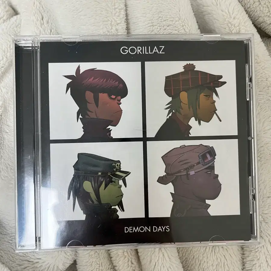 gorillaz 2집 cd 판매합니다