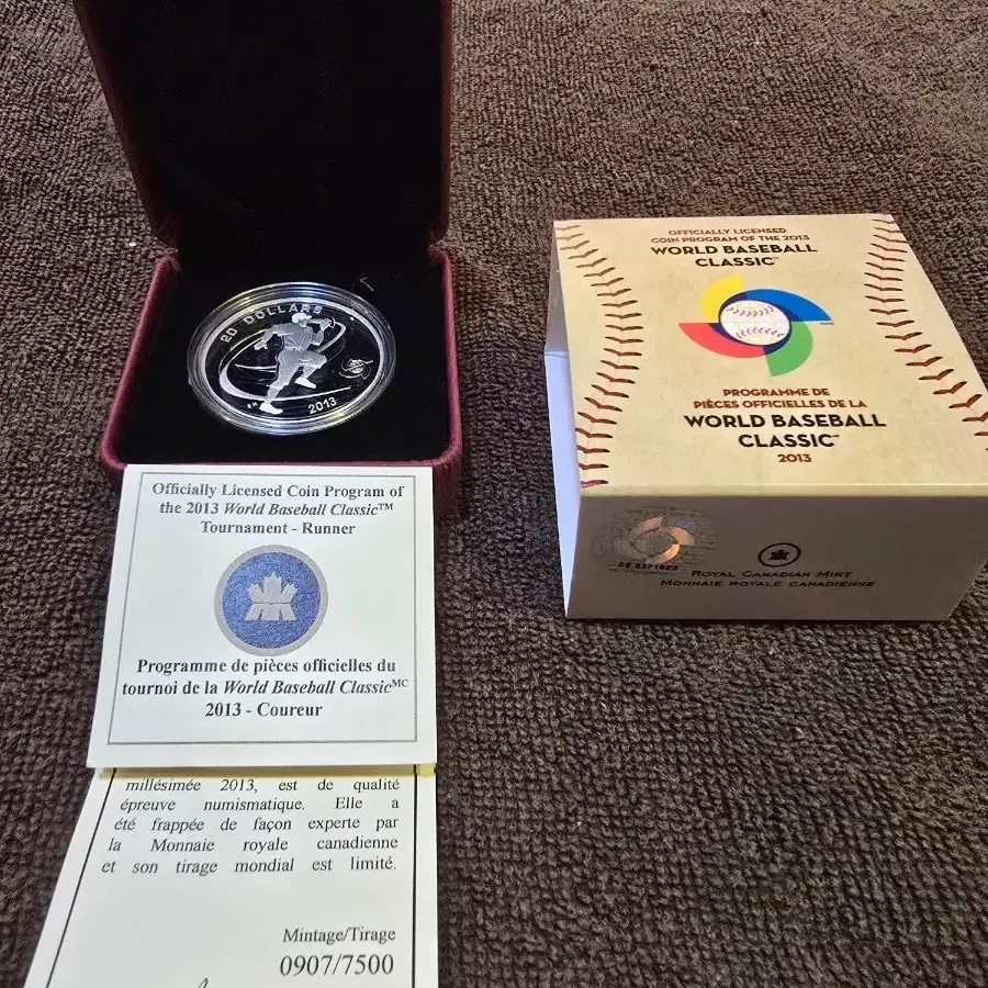 2013 캐나다 WBC(월드 베이스볼 클래식) 공식 기념 20달러 1oz 순은화 (Runner 버전)