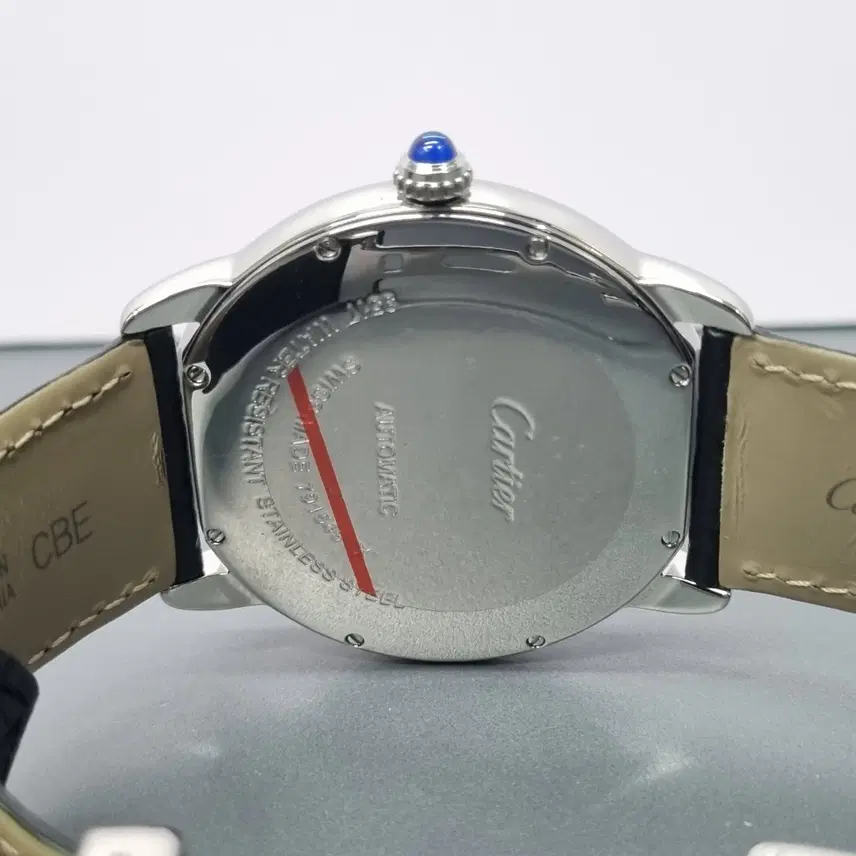 까르띠에 롱드 솔로 오토 XL 42mm 사진 6