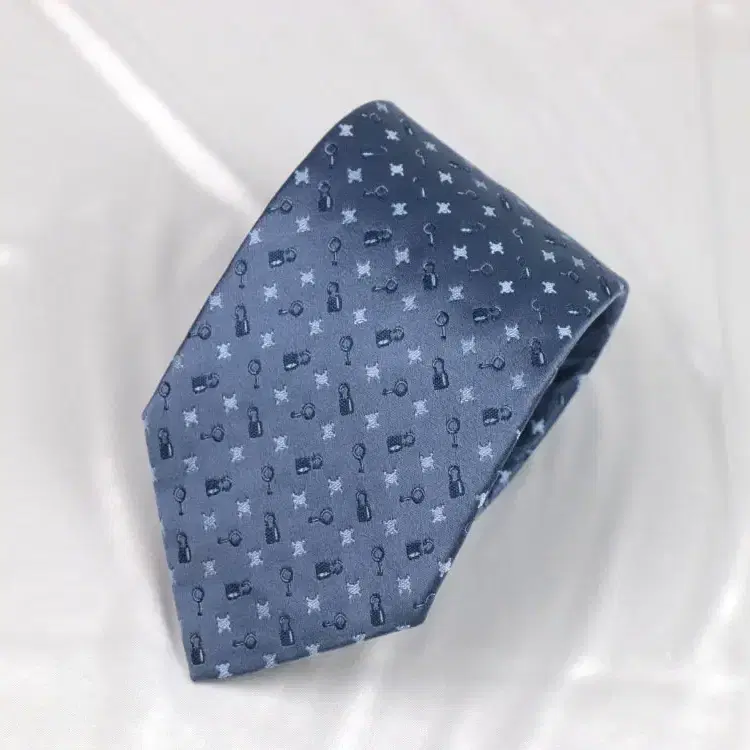 셀린느 9cm A등급 트리옹프 명품 넥타이