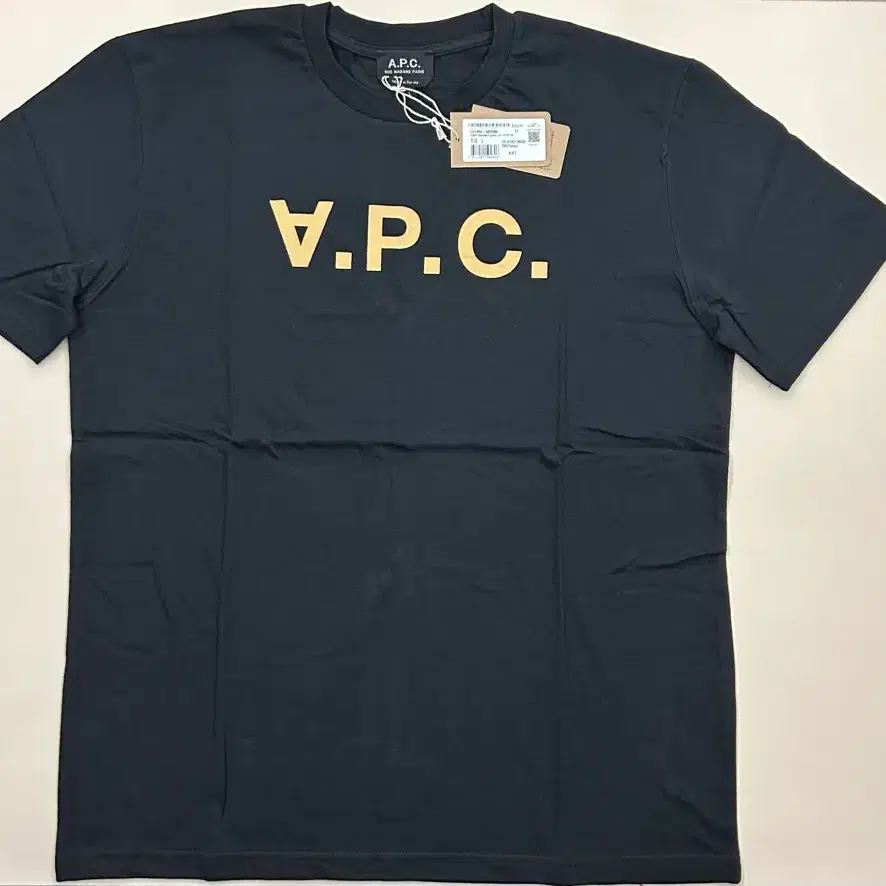 새상품 아페쎄 VPC 티셔츠 화이트 100L사이즈 블랙
