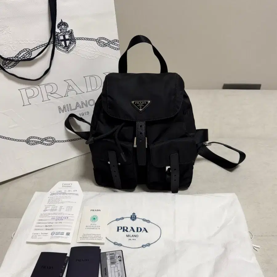 1회사용) 정품 프라다 백팩 스몰 신형 내장칩