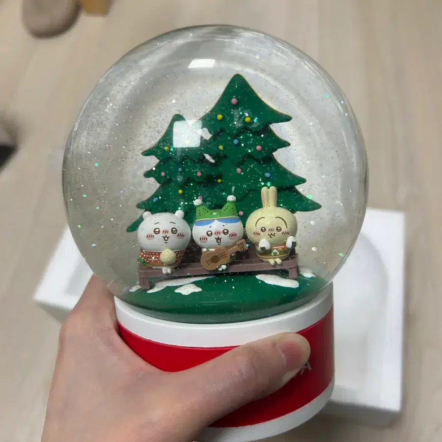 치이카와 크리스마스 쿠지 한정판 스노우볼 스노우돔 먼작귀