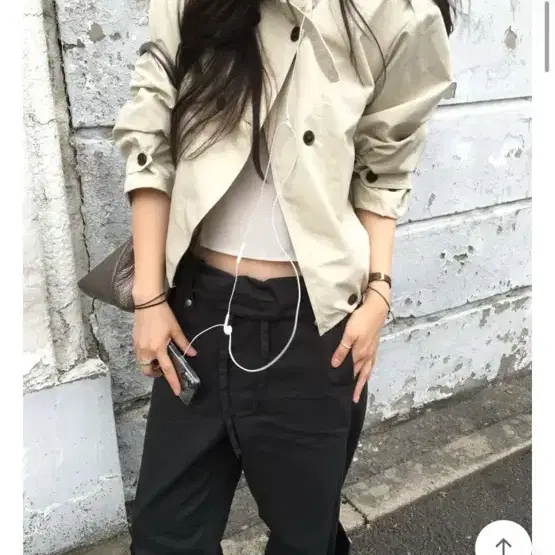 (새상품)여성 하이넥 베이지 트렌치 숏자켓