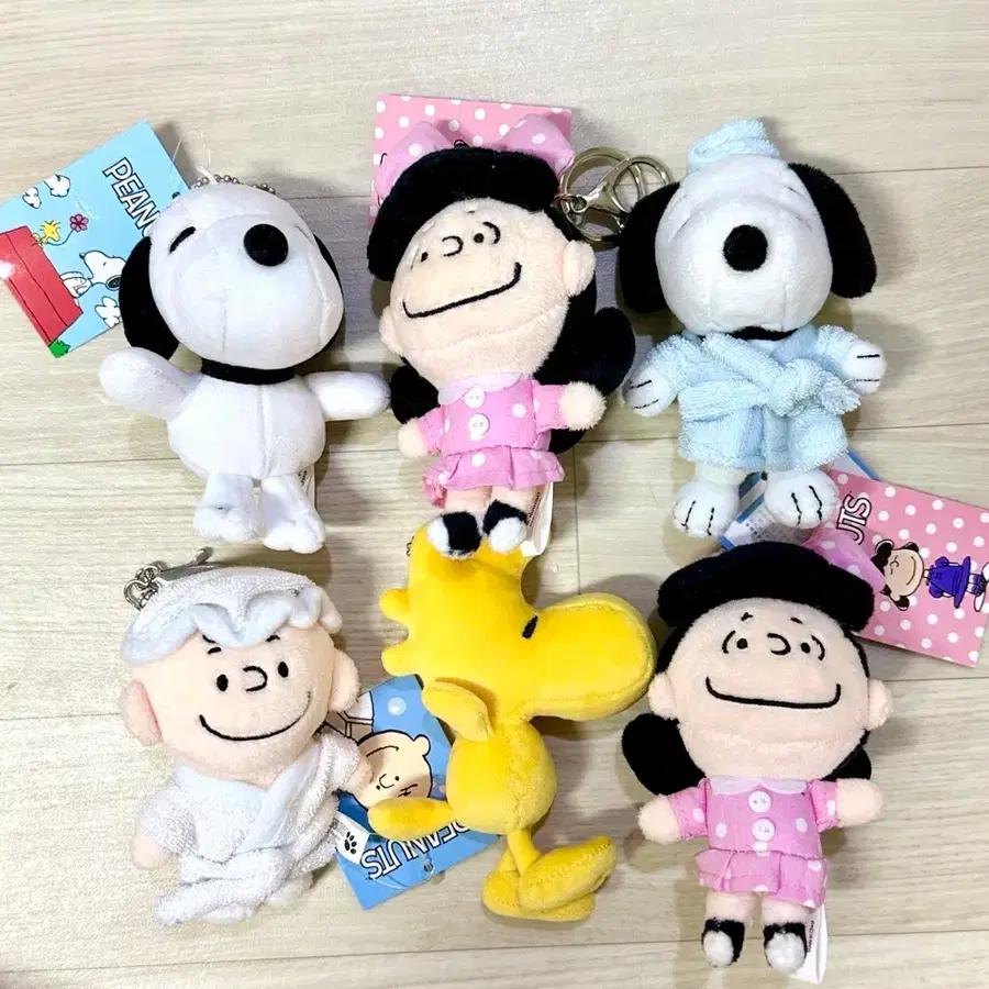 peanuts snoopy피넛츠 스누피  루시 인형뽑기 열쇠 가방고리 키링인형 일괄