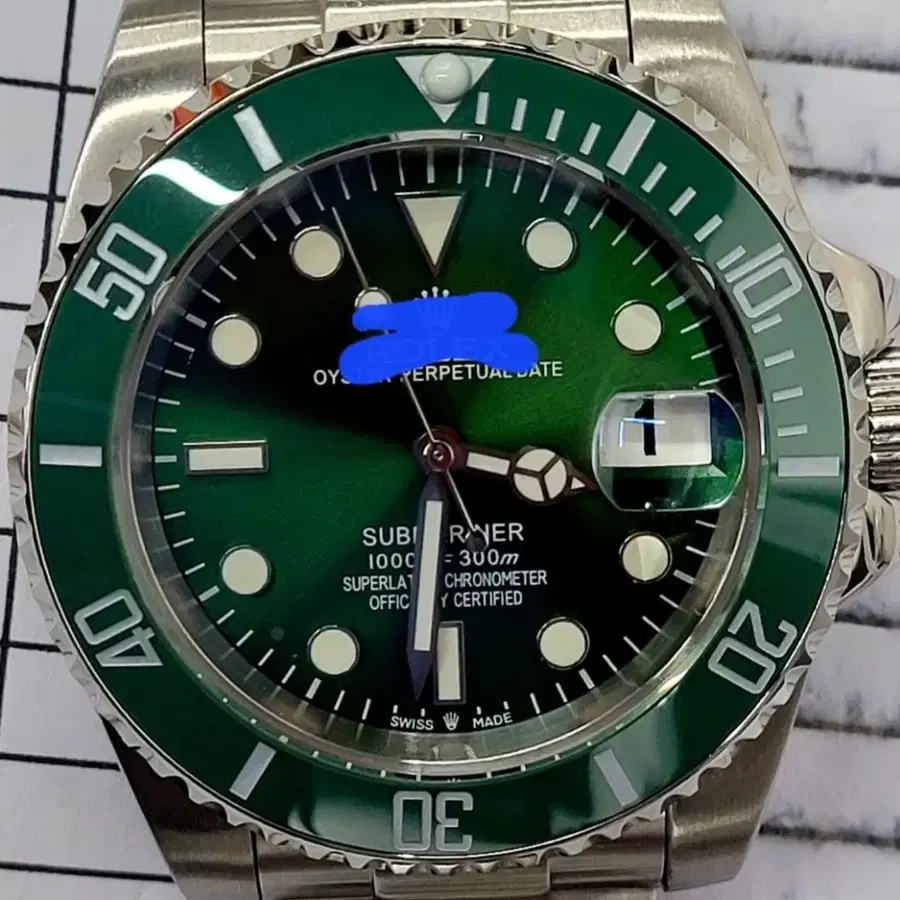새상품급 섭마 커스텀 시계 40mm 팝니다.