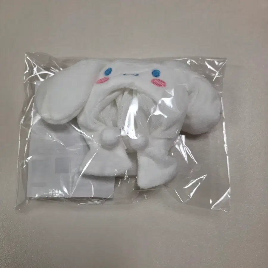 지니렛 시나모롤 산리오 콜라보 아웃핏
