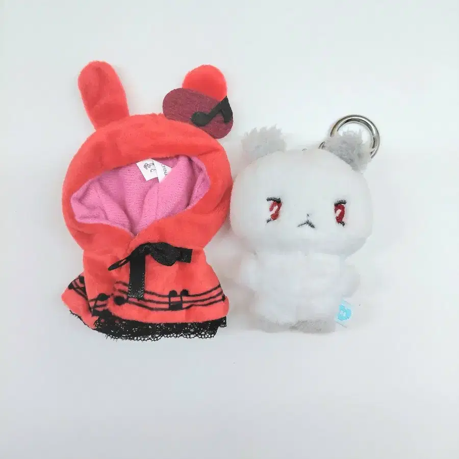 플레이브 므메미무 옷